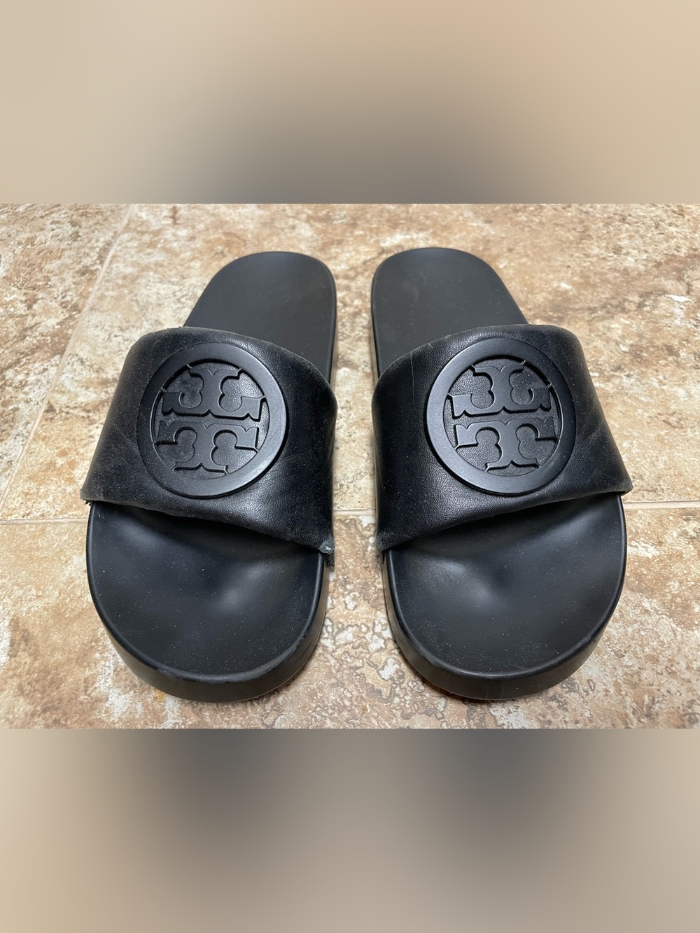Women’s Tory Burch black leather slides sandals, size 8M